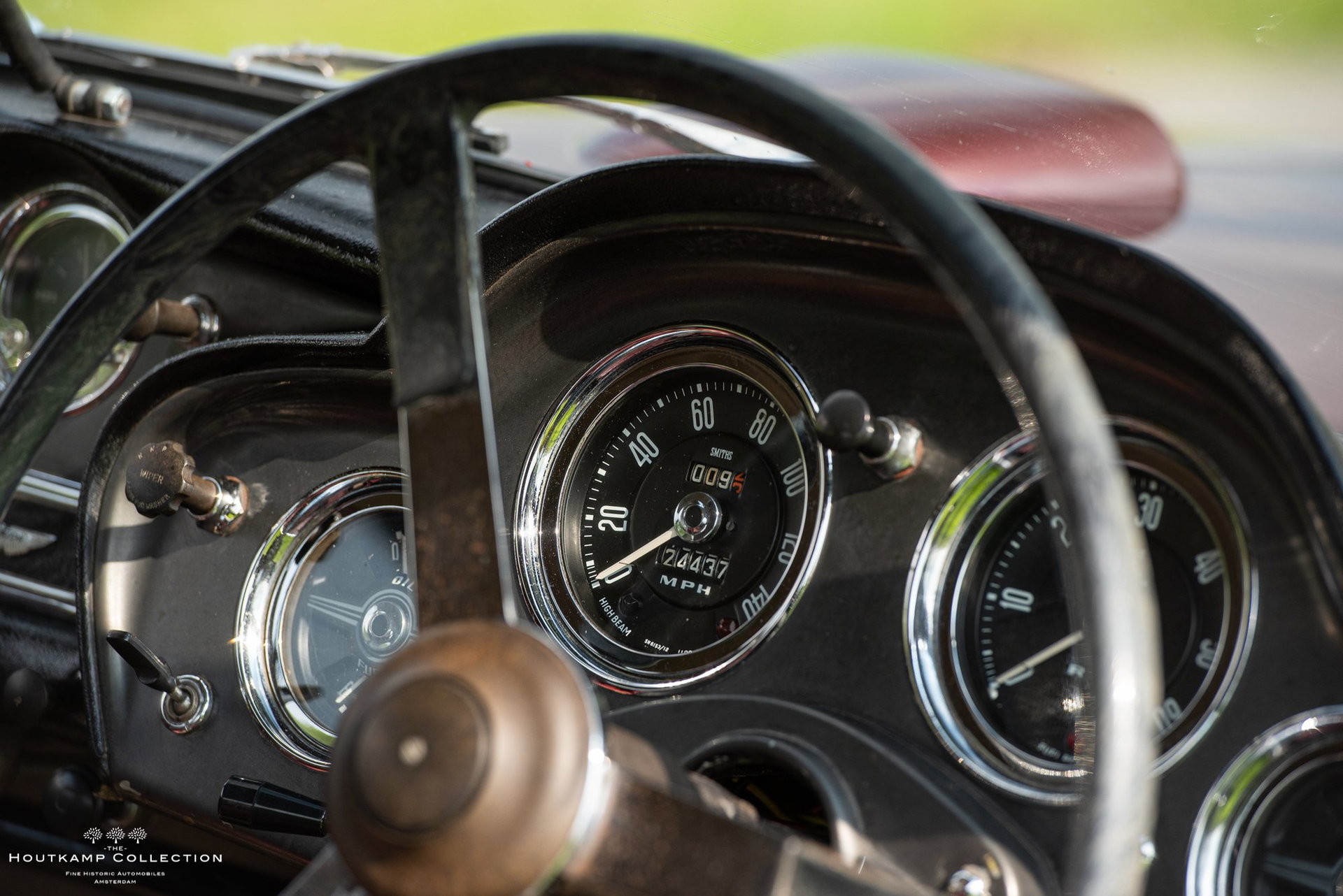 1958 Aston Martin DB2/4 - With just 551 examples produced, the DB Mark III is among the rarer post-war Aston Martins, foto 11