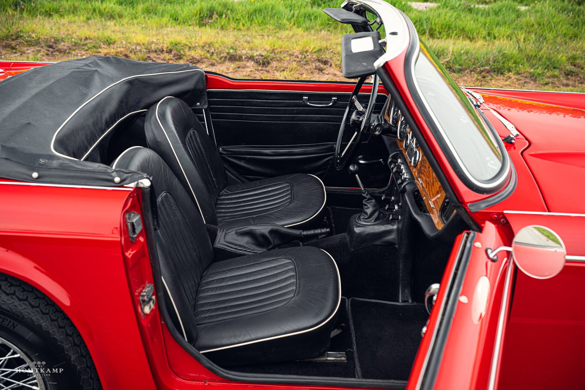 1965 Triumph TR4 - IRS (Independent Rear Suspension), Just approximately 25% of TR4As were built with a conventional live rear axle, foto 12