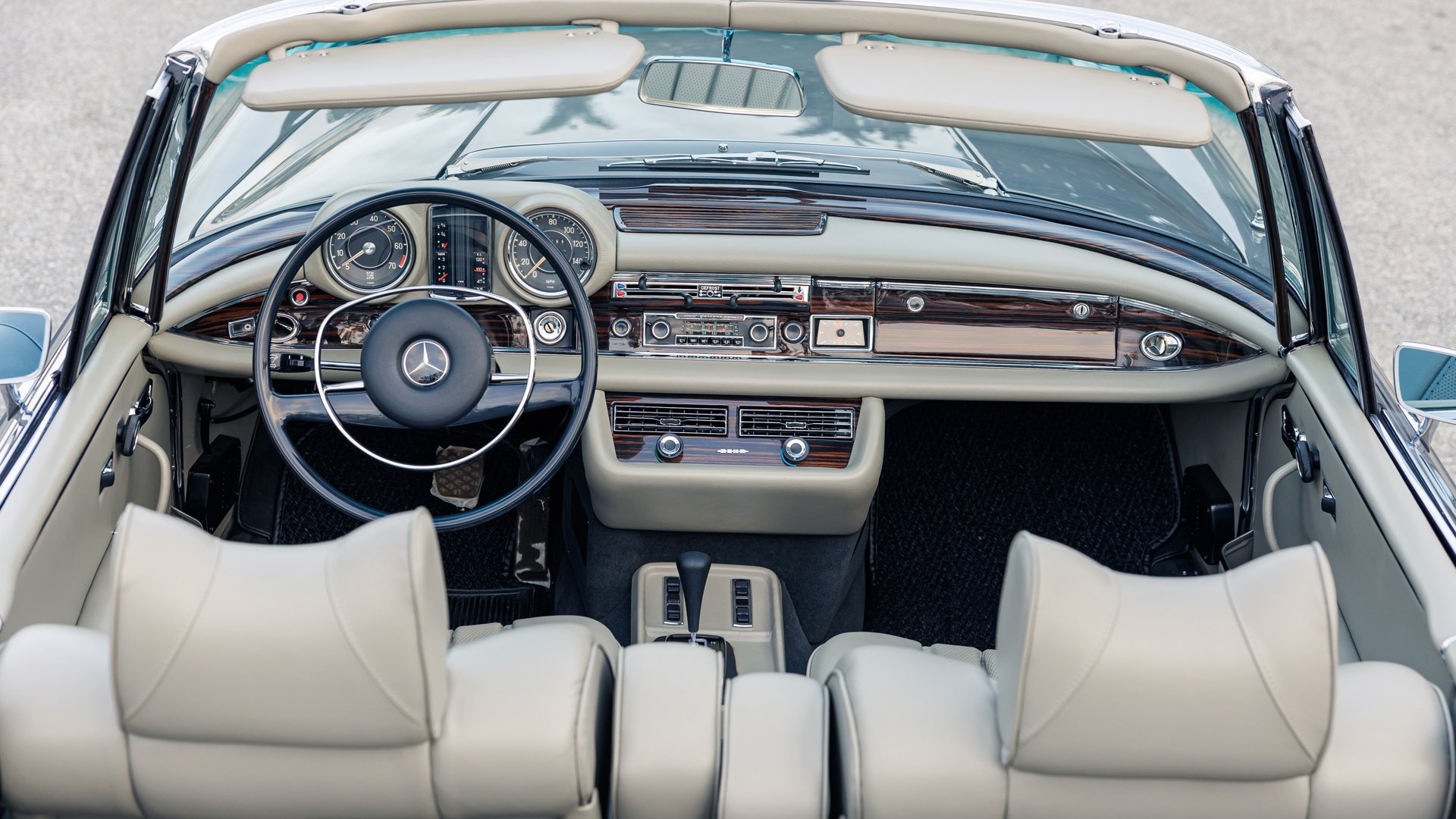 1971 Mercedes-Benz S-Class W111/112 - 280 SE 3.5 Cabriolet, foto 4