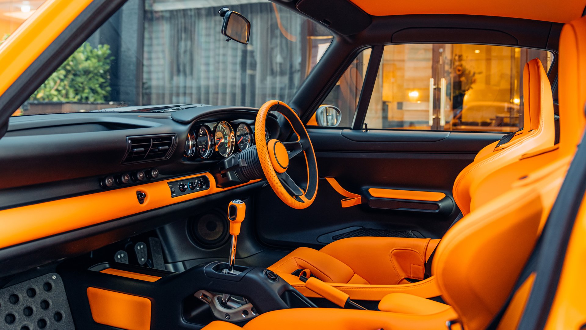 1991 Porsche Reimagined by Singer - 911 Reimagined by Singer - DLS Turbo - The Firefly Commission, foto 11