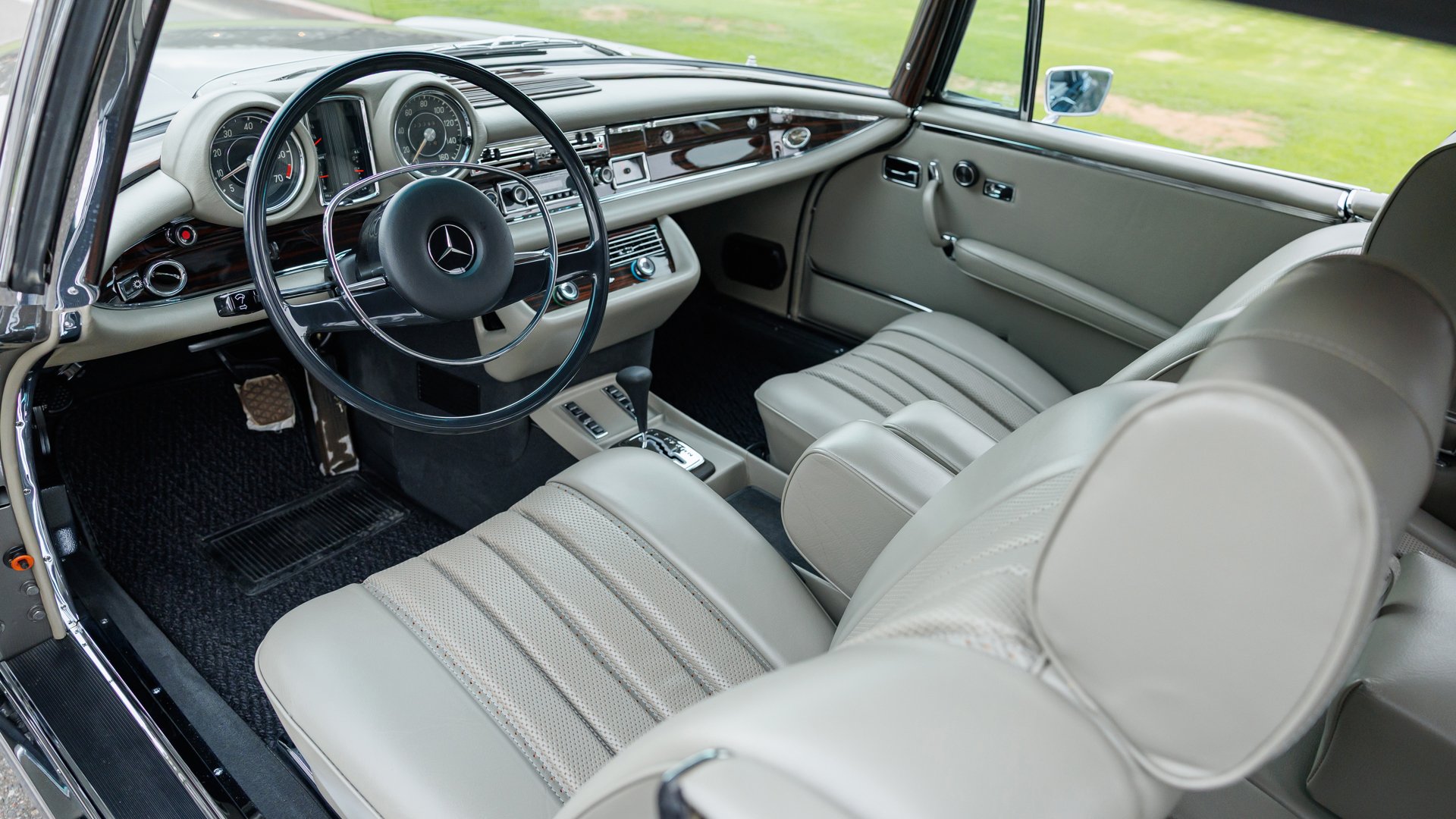 1971 Mercedes-Benz S-Class W111/112 - 280 SE 3.5 Cabriolet, foto 12