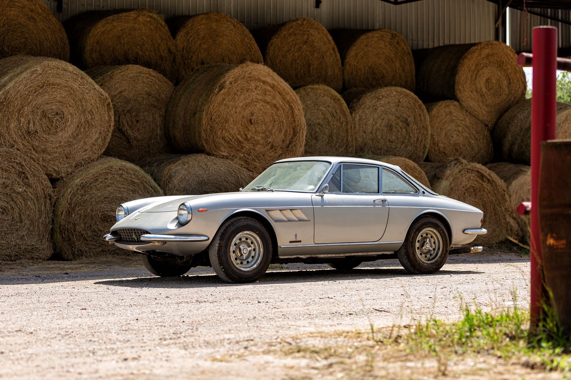 1967 Ferrari 330, foto 1