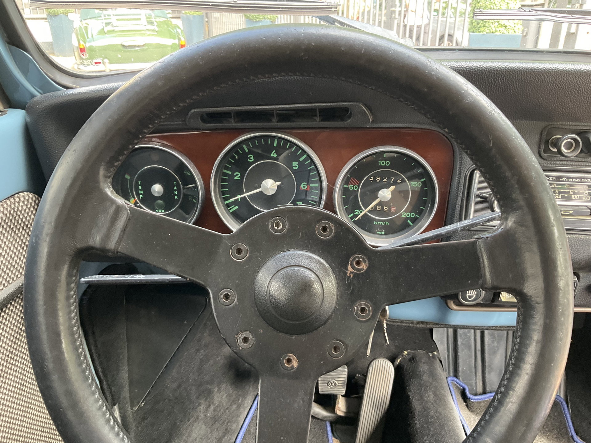 1972 VW Beetle - Käfer 1302 Cabriolet Original-Auslieferungsfarbe Solex-Doppelvergaser, Ölkühler, VDO-Instrumente, Sportsitze, H-Kennzeichen + Zustandsbericht, foto 8