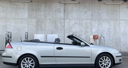 2005 Saab 9-3 - Saab 9-3 Cabriolet 1.8 t Cabrio 1.Hand Unfallfrei TüV Neu