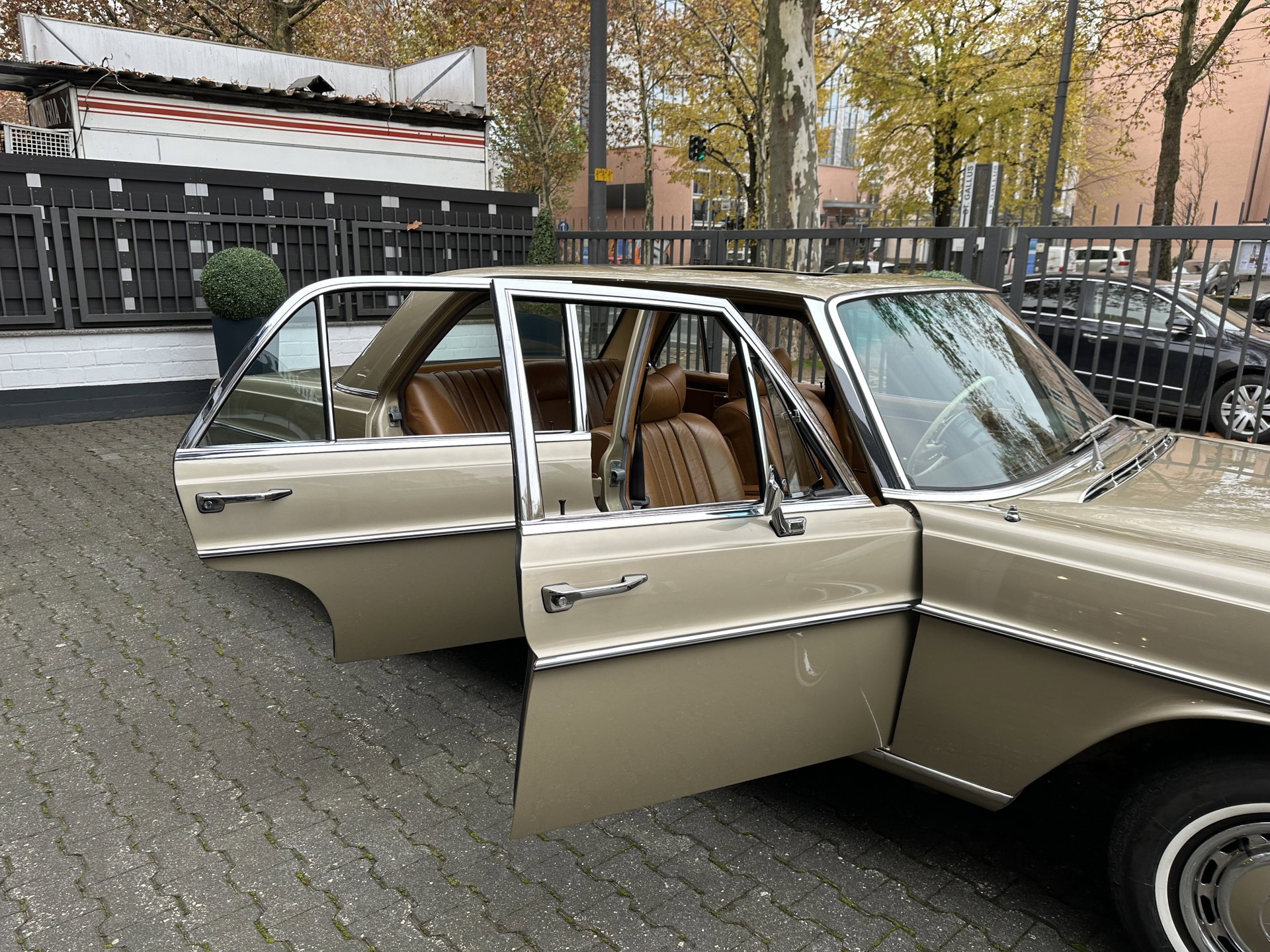 1969 Mercedes-Benz S-Class W111/112 - SEL/8 6.3 Liter komplett restauriert, foto 8