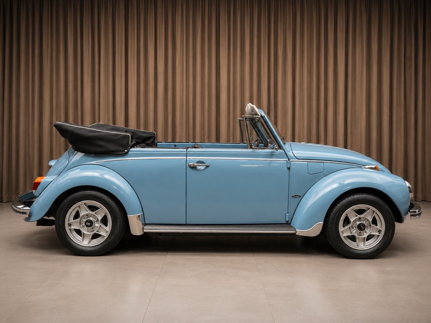 1972 VW Beetle - Käfer 1302 Cabriolet Original-Auslieferungsfarbe Solex-Doppelvergaser, Ölkühler, VDO-Instrumente, Sportsitze, H-Kennzeichen + Zustandsbericht, foto 1