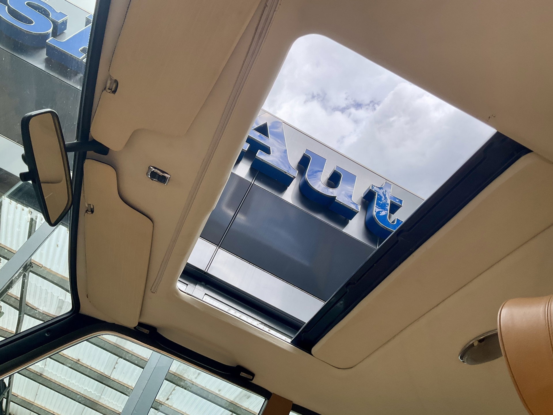 1977 BMW 3,3 - Li (E3) – das Paradeschiff der BMW Oberklasse manual + sunroof from classic car collection, foto 4