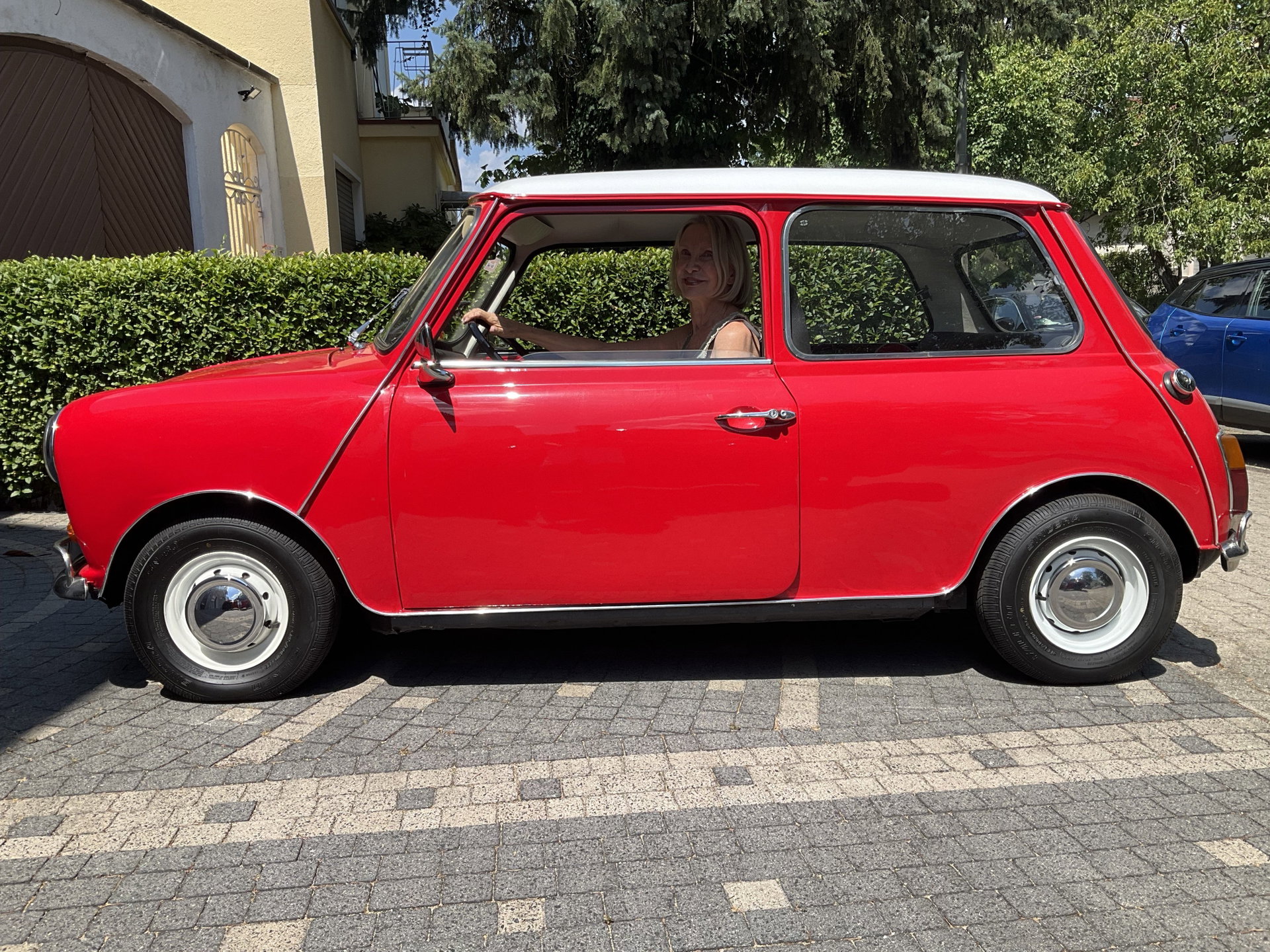 1972 Morris Mini - Leyland 850L de luxe An adorable collector car that still delivers on its promise of affordability / noch immer erschwingliche Ikone, foto 4