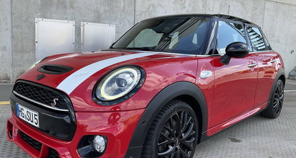 2018 MINI Cooper - MINI Cooper S 7-G Automatik JCW Works Paket + Sitze + Paddy Hopkirk trim LM 18