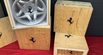 1997 Ferrari F50 - original Speedline Ferrari F50 wheel set – New Old Stock – in excellent condition pn2mossrfwbre2wrmfbgw.jpg