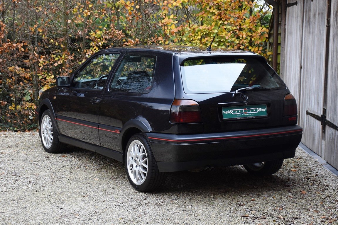 1997 VW Golf - III GTi '20 Jahre' edition. Only 63.792 km from new, completely original and in first paint., foto 3