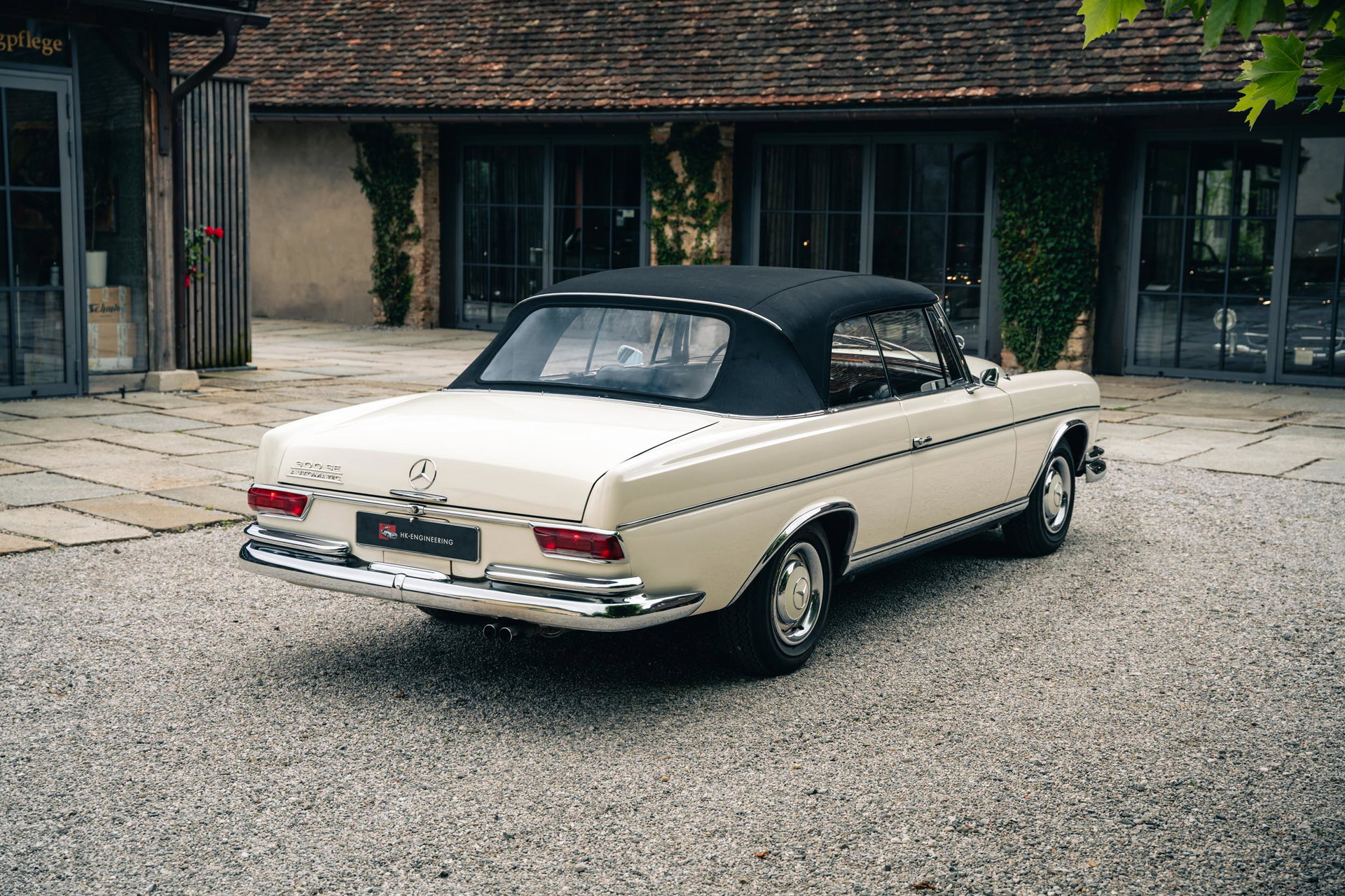 1967 Mercedes-Benz S-Class W111/112 - 300 SE Cabriolet, foto 10