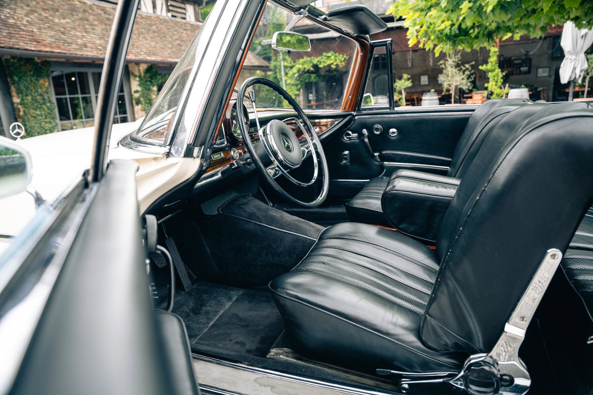 1967 Mercedes-Benz S-Class W111/112 - 300 SE Cabriolet, foto 12