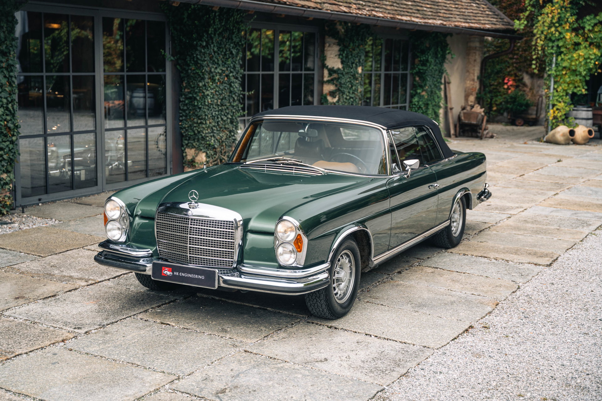 1970 Mercedes-Benz S-Class W111/112 - 280 SE 3.5 Cabriolet, foto 3