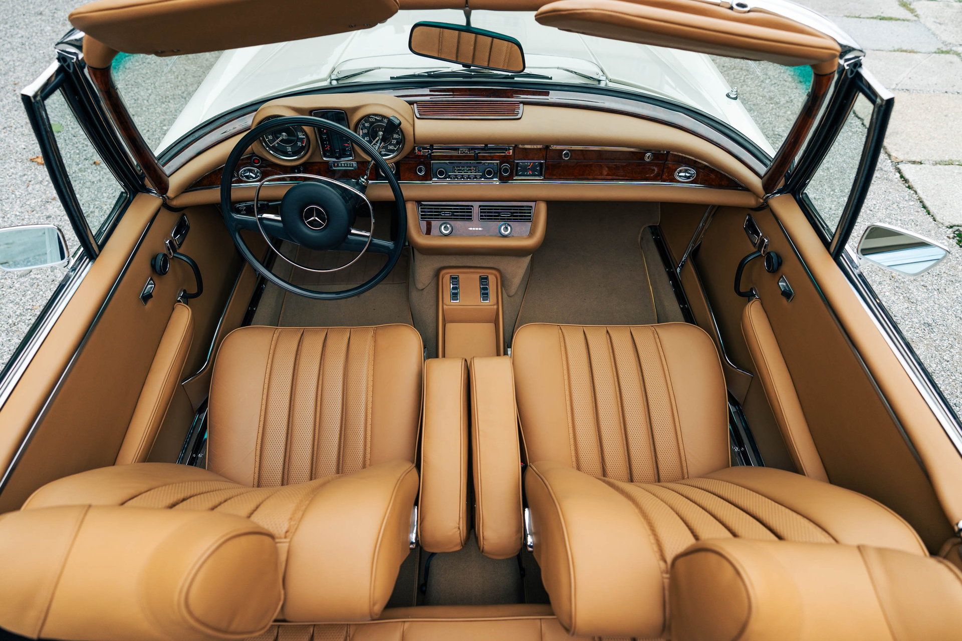 1970 Mercedes-Benz S-Class W111/112 - 280 SE 3.5 Cabriolet, foto 10