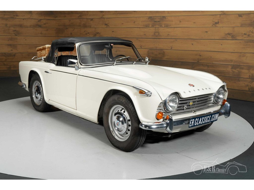 1966 Triumph TR4 - Cabriolet | 1966, foto 4