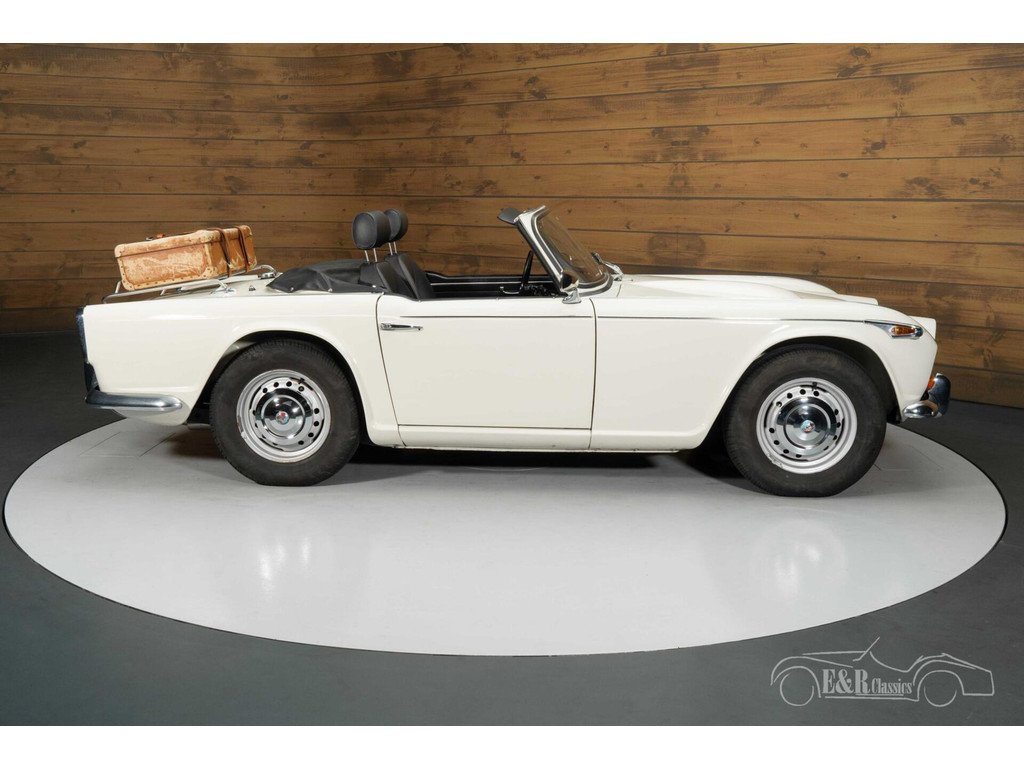 1966 Triumph TR4 - Cabriolet | 1966, foto 12
