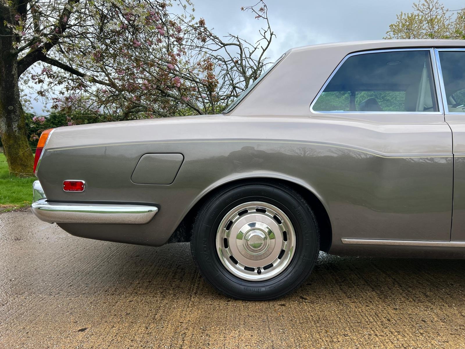 1970 Bentley T1 - Two Door FHC Mulliner Park Ward, foto 6
