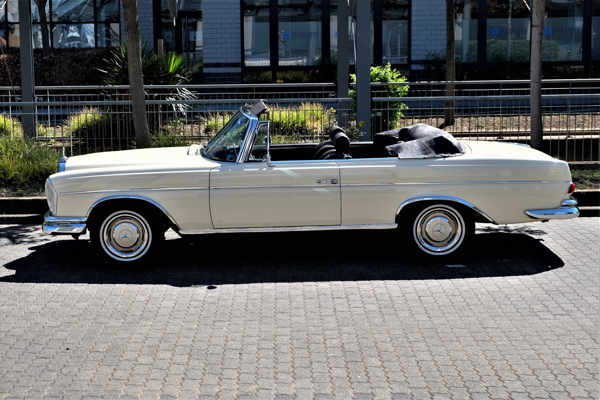 1966 Mercedes-Benz S-Class W111/112 - 300 SE Cabriolet W112, restored to the highest standart !!!!!, foto 10