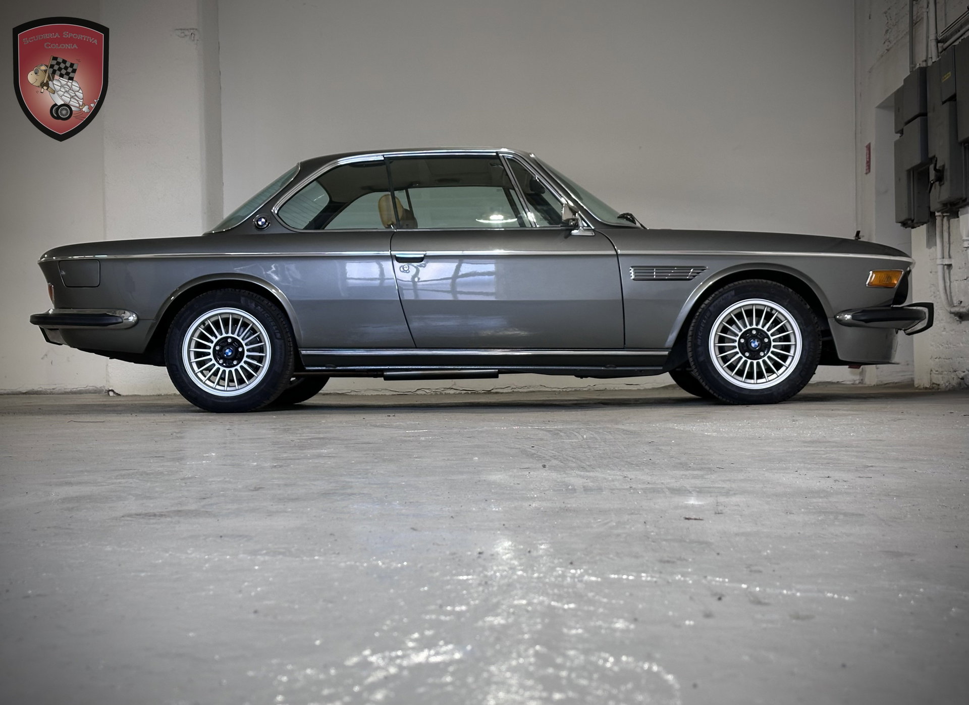 1973 BMW 3.0 - E9 3.0 CSI Restomod, foto 6