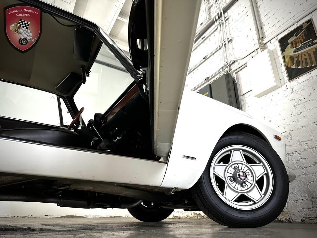 1970 Alfa Romeo 1300 - Twin Spark 2000 Restomod, foto 12