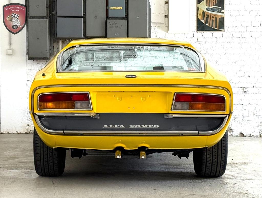 1972 Alfa Romeo Montreal, foto 2