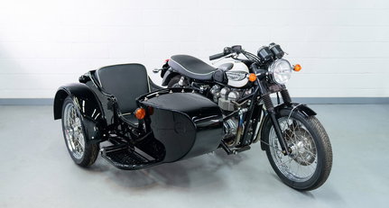 2004 Triumph Bonneville 21132a839d48d807d85d4f5d93a2bf00.jpeg