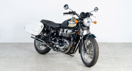 2007 Triumph Bonneville 3f507269861a67e04a72e9b65e21a040.jpeg
