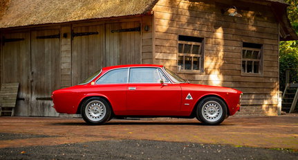 Alfa Romeo 1750