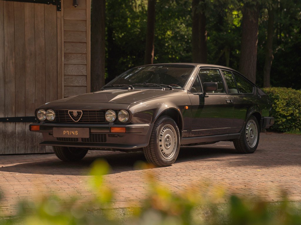 1982 Alfa Romeo GTV - 2.5 V6, foto 2
