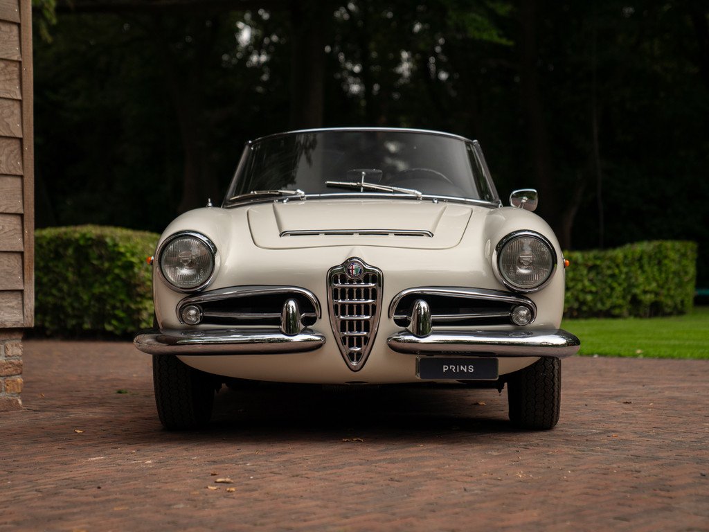 1965 Alfa Romeo Giulia, foto 2