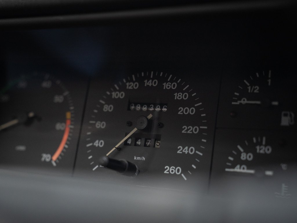1989 Alfa Romeo 75 - 3.0 V6 America, foto 11