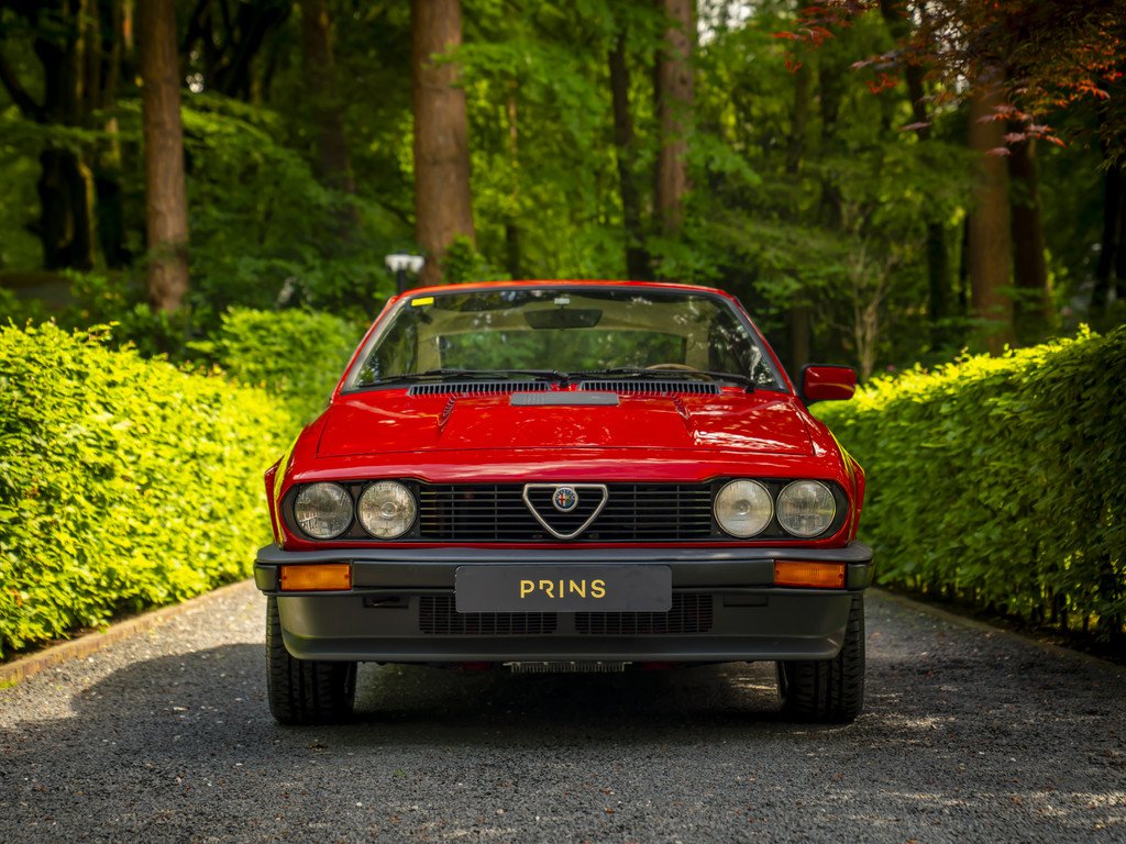 1981 Alfa Romeo GTV - 2.5 V6, foto 2