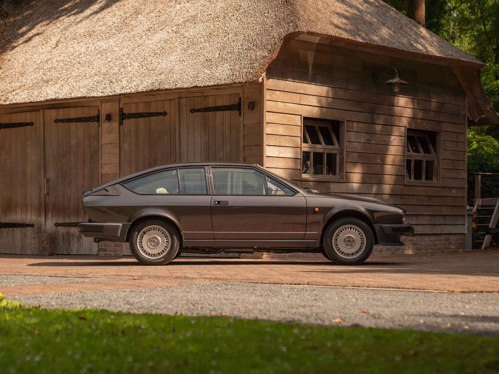 1982 Alfa Romeo GTV - 2.5 V6, foto 1