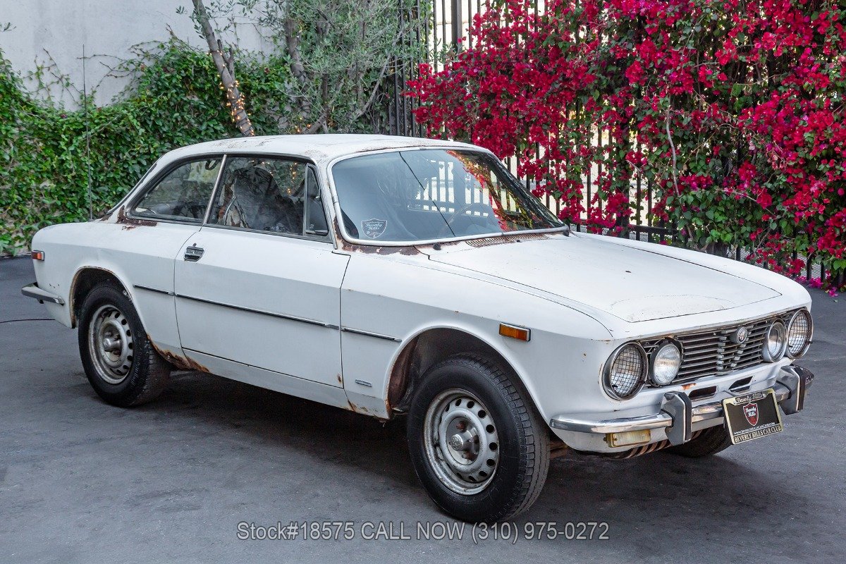 1974 Alfa Romeo GTV, foto 3