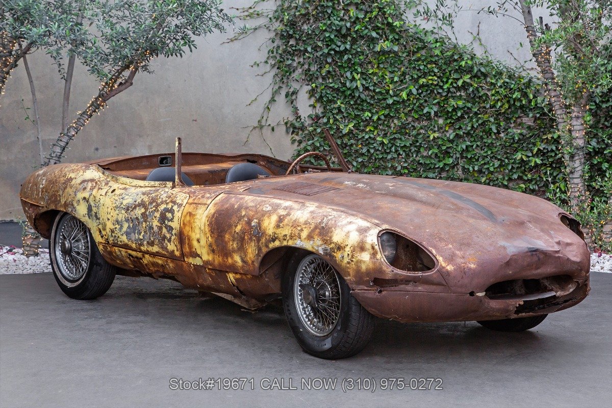 1962 Jaguar XKE - 3.8 Litre Flat Floor Roadster, foto 1