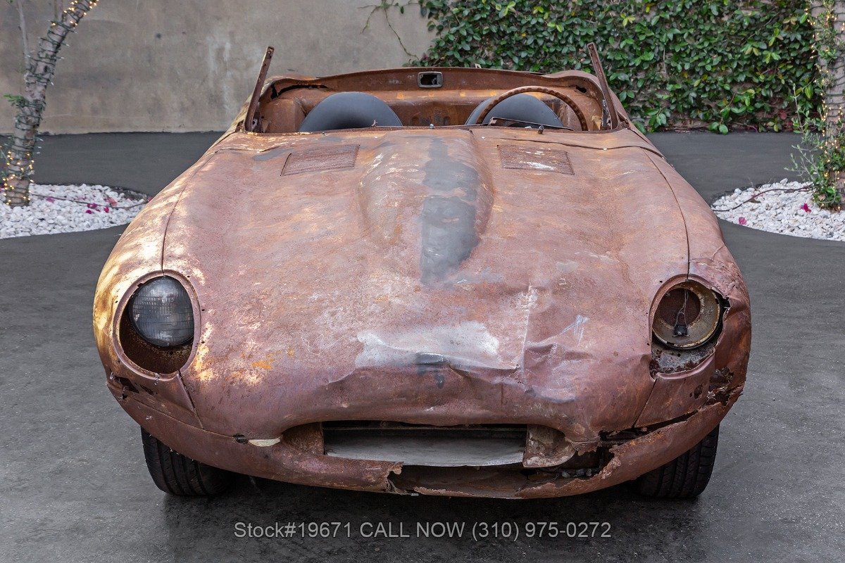 1962 Jaguar XKE - 3.8 Litre Flat Floor Roadster, foto 2