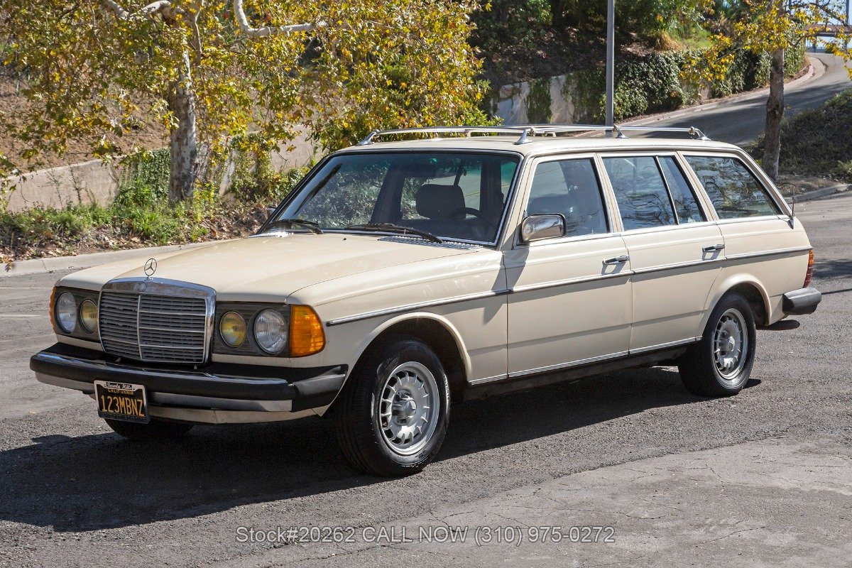 1982 Mercedes-Benz E-Class - Turbodiesel Station Wagon, foto 8