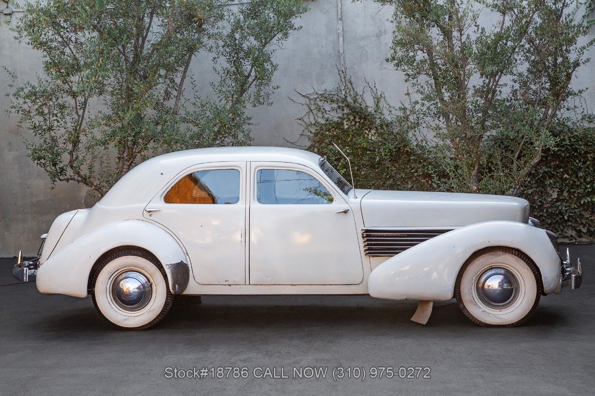 1937 Cord 812 - Beverly Sedan, foto 4