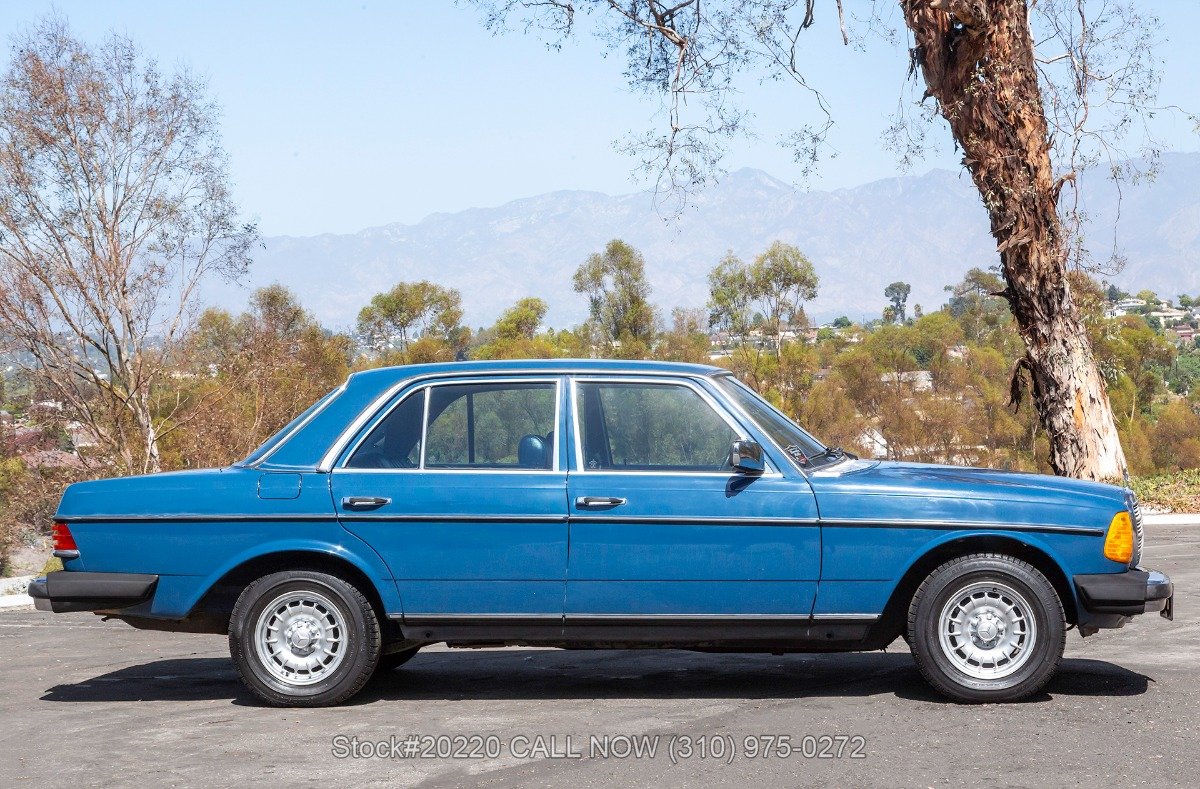 1982 Mercedes-Benz E-Class - Turbodiesel Sedan, foto 4