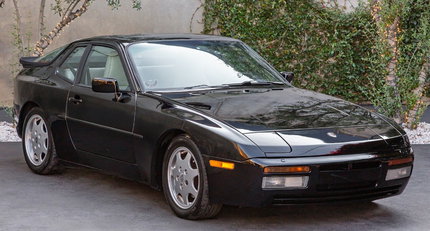 1990 Porsche 944 - Coupe 5-Speed