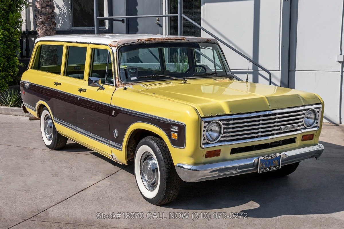 1975 International Harvester Travelall, foto 1