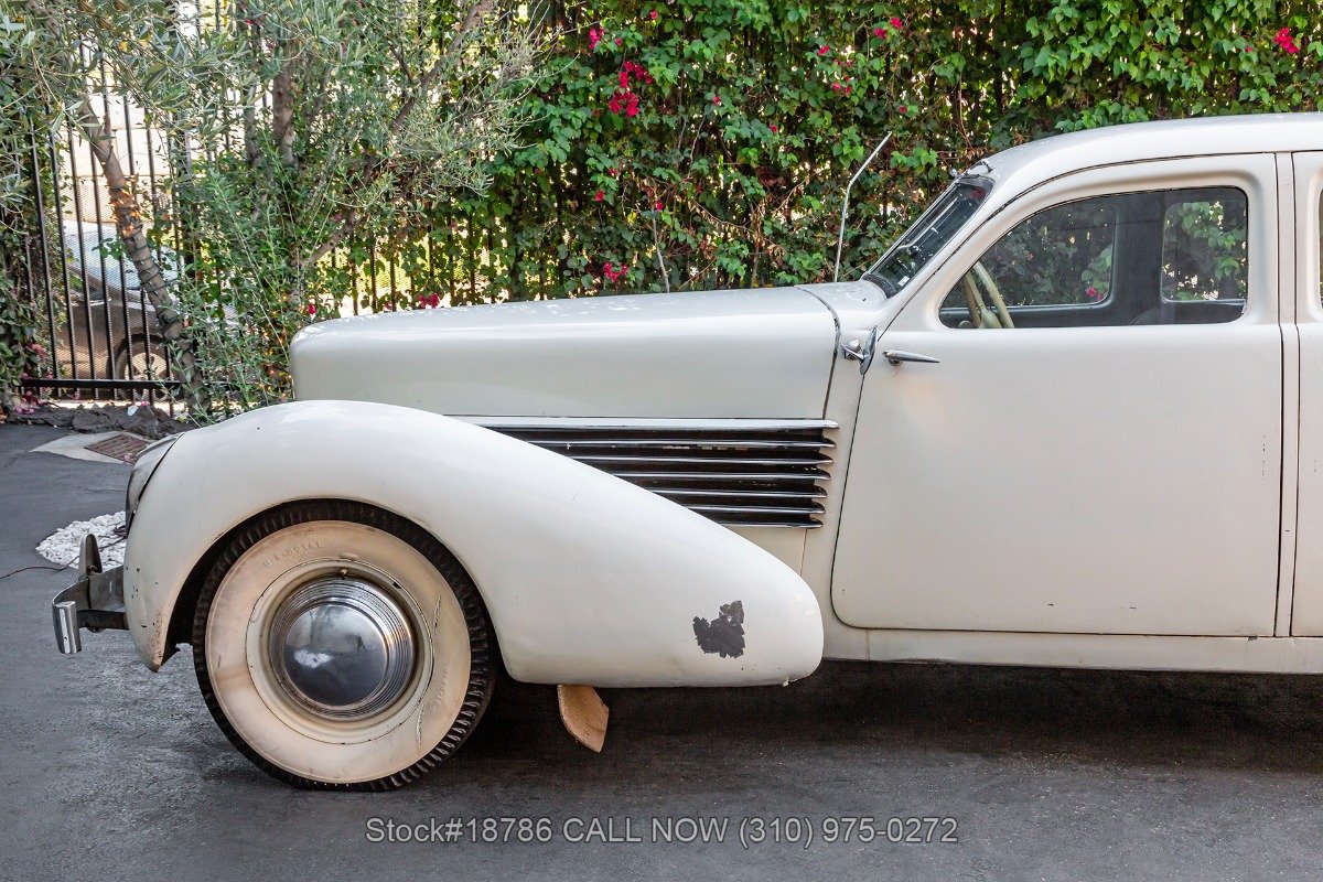 1937 Cord 812 - Beverly Sedan, foto 12
