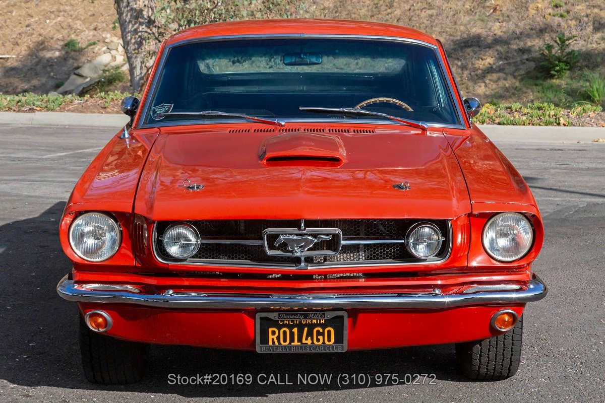 1965 Ford Mustang - A-Code Fastback, foto 2