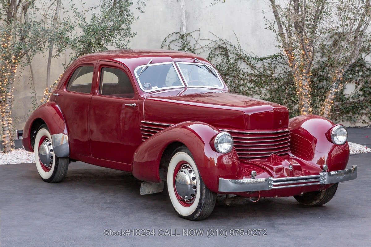 1936 Cord 810 - Westchester Sedan, foto 2
