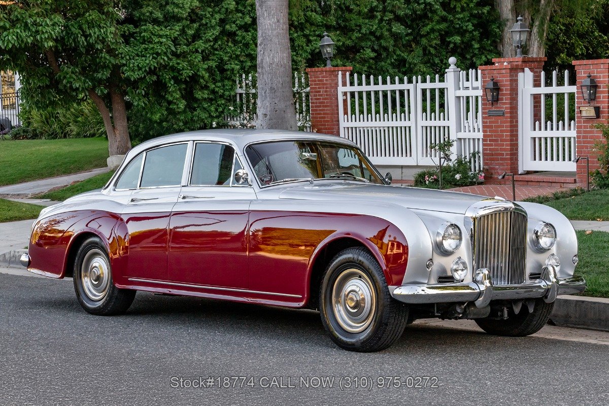 1960 Bentley S2 - Saloon Left-Hand-Drive by James Young, foto 5