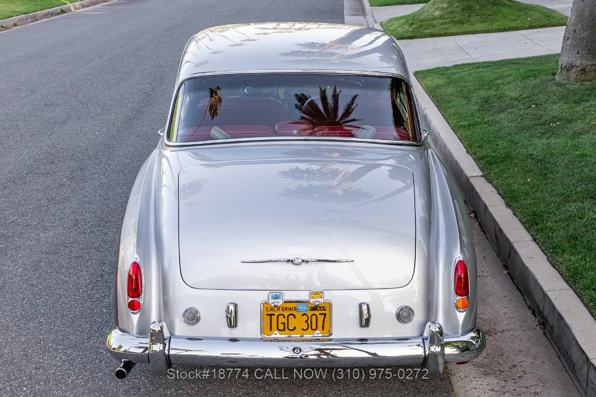 1960 Bentley S2 - Saloon Left-Hand-Drive by James Young, foto 10