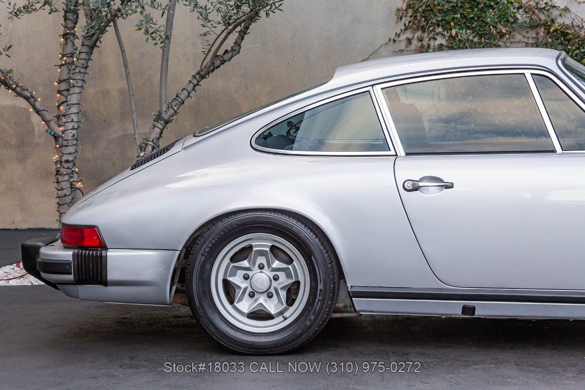 1975 Porsche 911 "G" - Sunroof Delete Coupe Silver Anniversary Edition, foto 11