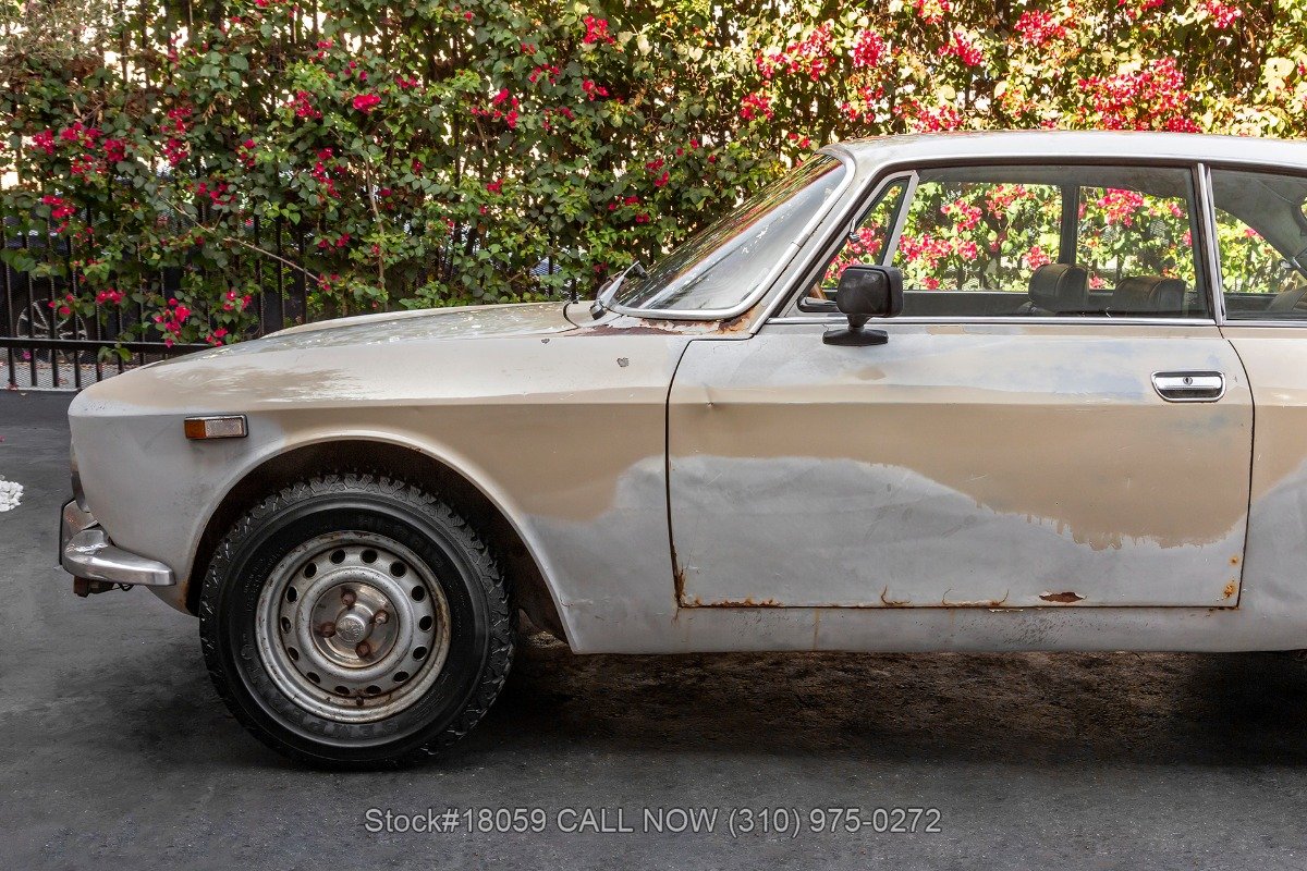 1974 Alfa Romeo GTV, foto 12