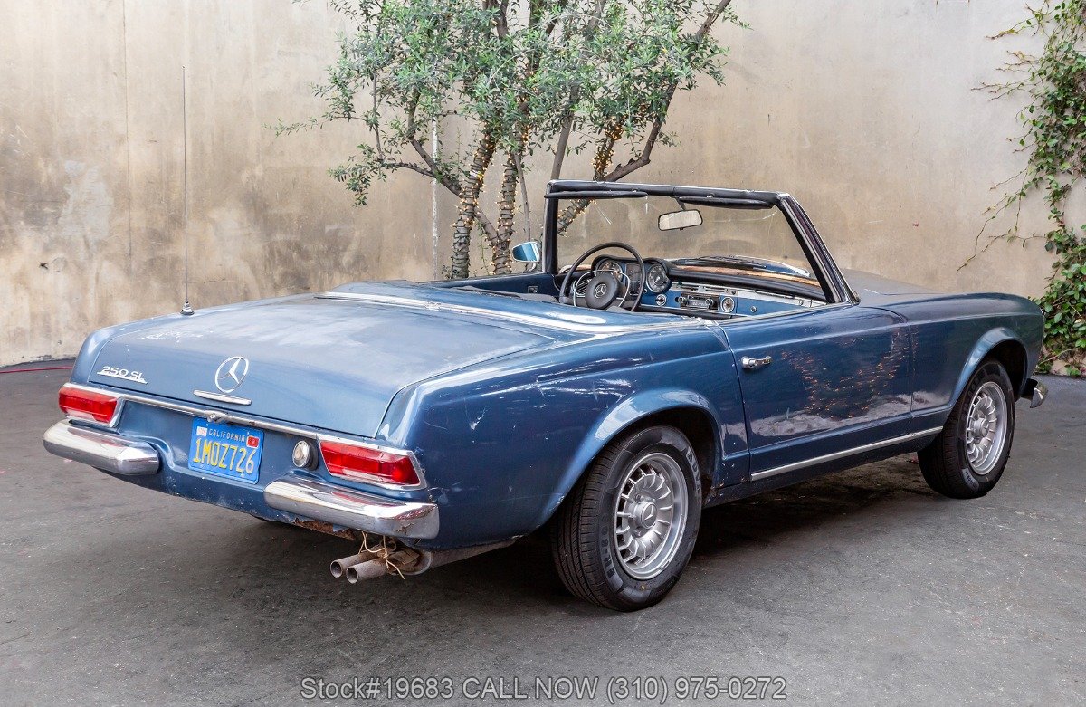 1967 Mercedes-Benz SL Pagode - 4-Speed With 2 Tops, foto 5